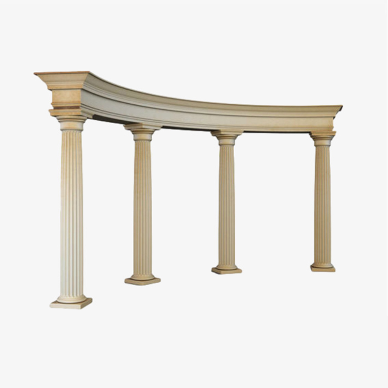 أعمدة رومانية مزخرفة من GRC في بهو فندق جراند