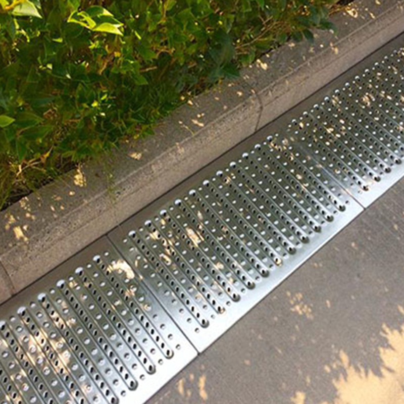 شرح تفصيلي للعملية الفنية لقناة تصريف الخرسانة الراتنجية والبناء الآمن